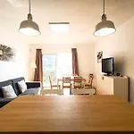 Flor De Cia Vacation Apartment *